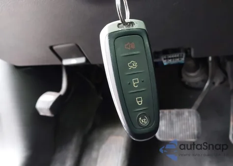 2015 Ford Taurus Sel z USA, uszkodzony, nr VIN 1FAHP2E87FG209234